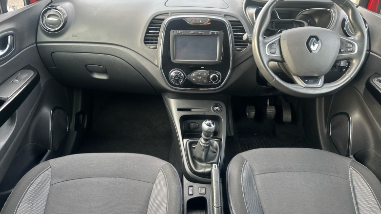 Renault Captur 1.2 TCE Dynamique S Nav 5dr Petrol Hatchback